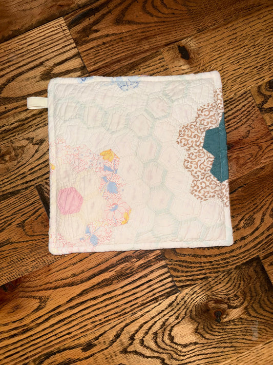 Quilted Kitchen Hot Pad