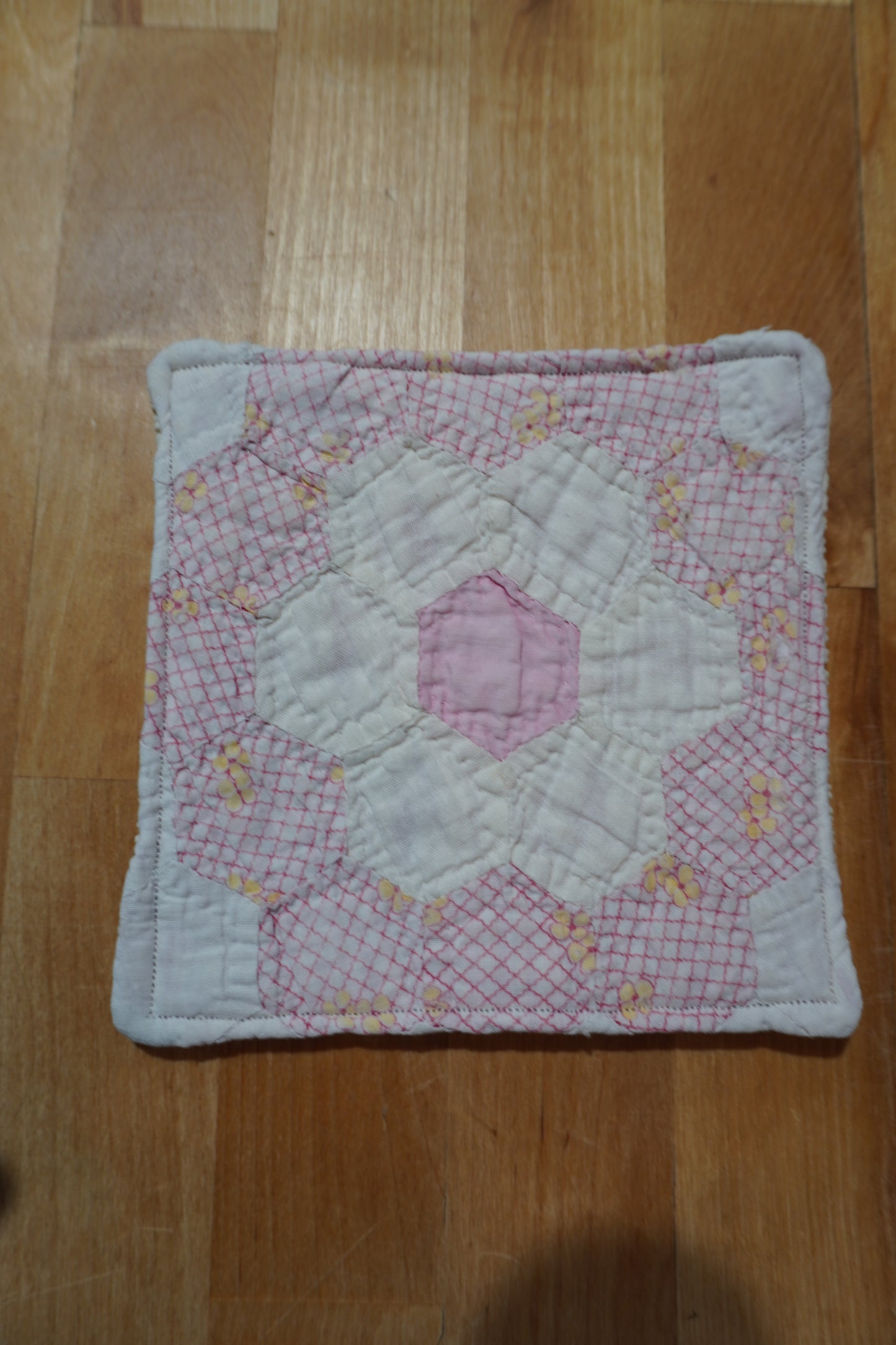 Jar Gripper - Vintage Quilt